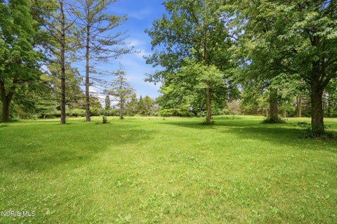 Tiny photo for 26430 Hull Prairie Road, Perrysburg, OH 43551 (MLS # 10012233)