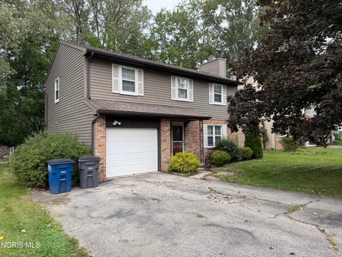 Homes For Sale - 6030 Luddington Drive<br/> Toledo, OH 43615