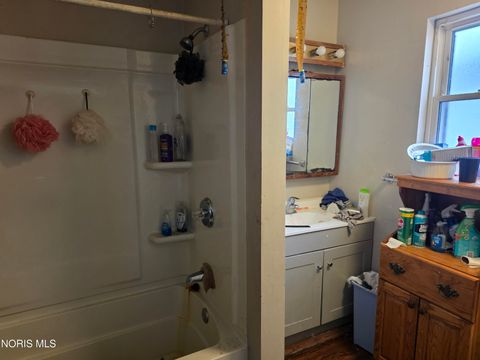 Tiny photo for 514 E Weber Street, Toledo, OH 43608 (MLS # 10008097)