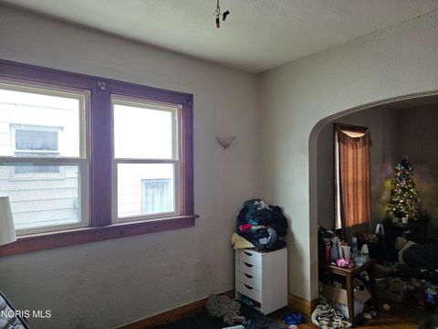 Tiny photo for 514 E Weber Street, Toledo, OH 43608 (MLS # 10008097)