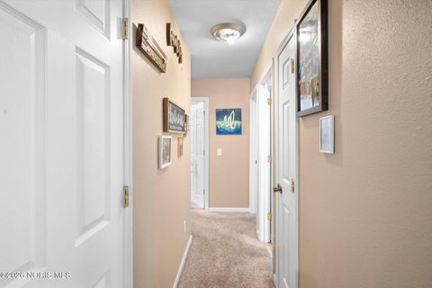 Tiny photo for 4512 Oak Creek Lane, Toledo, OH 43615 (MLS # 10002681)