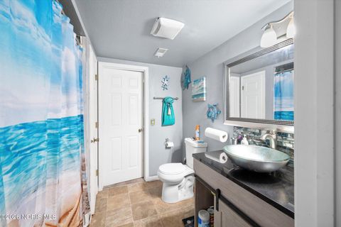 Tiny photo for 4512 Oak Creek Lane, Toledo, OH 43615 (MLS # 10002681)