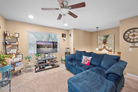 Tiny photo for 4512 Oak Creek Lane, Toledo, OH 43615 (MLS # 10002681)