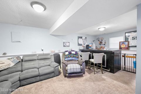 Tiny photo for 4512 Oak Creek Lane, Toledo, OH 43615 (MLS # 10002681)