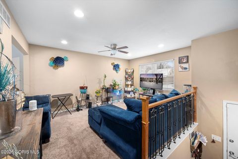 Tiny photo for 4512 Oak Creek Lane, Toledo, OH 43615 (MLS # 10002681)