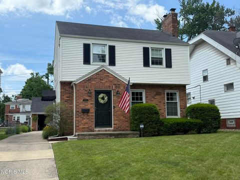 Tiny photo for 1753 Jermain Drive, Toledo, OH 43606 (MLS # 10009037)