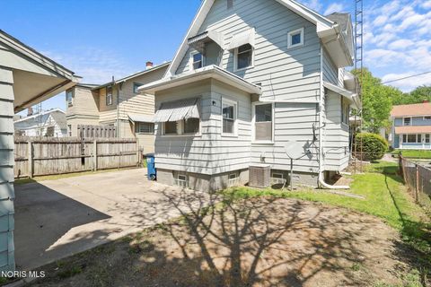 Tiny photo for 4119 Parrakeet Avenue, Toledo, OH 43612 (MLS # 10007398)