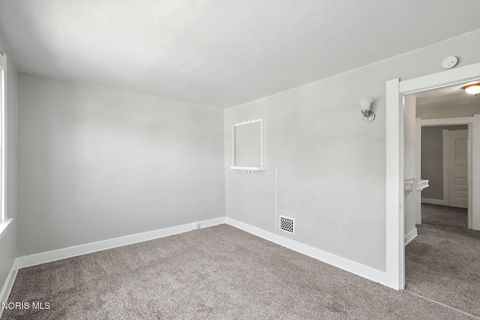Tiny photo for 4119 Parrakeet Avenue, Toledo, OH 43612 (MLS # 10007398)