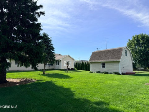 Tiny photo for 6920 Heller Road, Whitehouse, OH 43571 (MLS # 10009291)