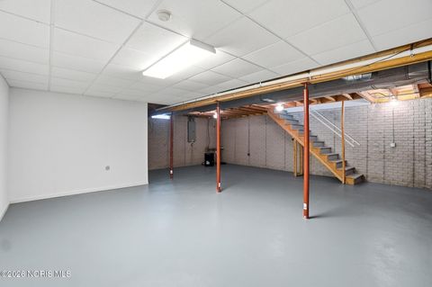 Tiny photo for 2165 Glenacres Court, Maumee, OH 43537 (MLS # 10004342)