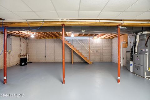 Tiny photo for 2165 Glenacres Court, Maumee, OH 43537 (MLS # 10004342)