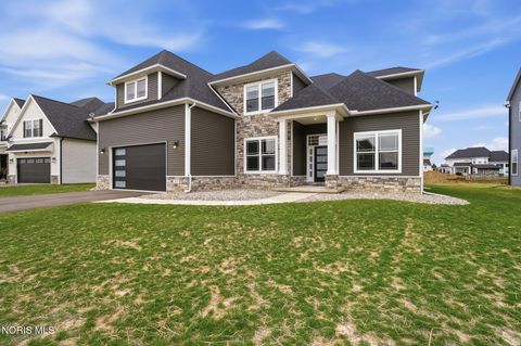 Photo of 17 Hawthorne Crossing, Perrysburg, OH 43551 (MLS # 10005747)