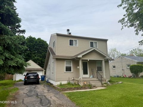 Tiny photo for 109 Van Buren Avenue, Toledo, OH 43605 (MLS # 10008032)