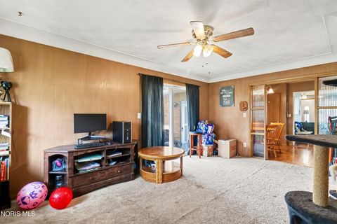 Tiny photo for 1332 Juliet Drive, Toledo, OH 43614 (MLS # 10006785)