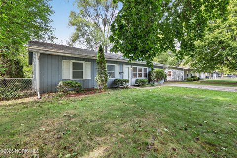 Photo of 6111 Buchanan Drive, Toledo, OH 43623 (MLS # 10000499)