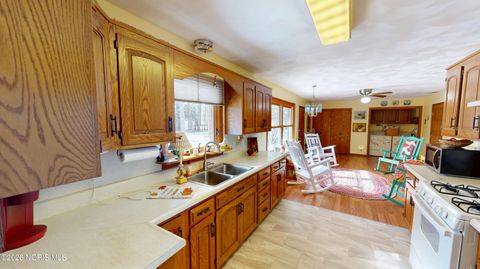 Tiny photo for 1533 Greenfield Court, Fremont, OH 43420 (MLS # 10004050)