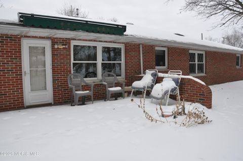 Tiny photo for 1533 Greenfield Court, Fremont, OH 43420 (MLS # 10004050)