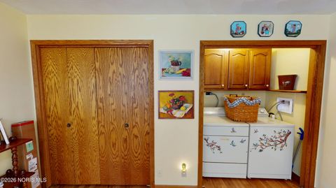 Tiny photo for 1533 Greenfield Court, Fremont, OH 43420 (MLS # 10004050)