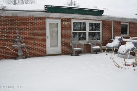 Tiny photo for 1533 Greenfield Court, Fremont, OH 43420 (MLS # 10004050)