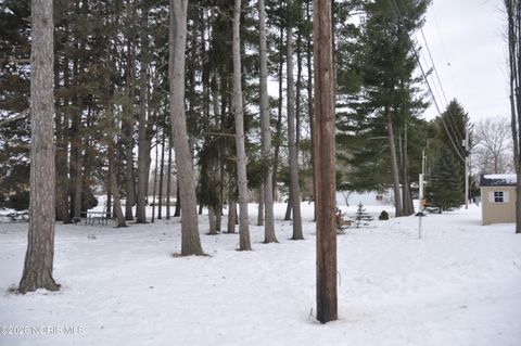 Tiny photo for 1533 Greenfield Court, Fremont, OH 43420 (MLS # 10004050)