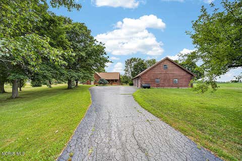 Photo of 6498 County Road 330, Fostoria, OH 44830 (MLS # 10010260)