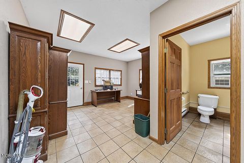 Tiny photo for 6498 County Road 330, Fostoria, OH 44830 (MLS # 10010260)