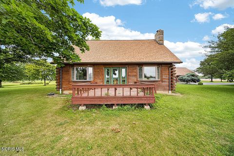Tiny photo for 6498 County Road 330, Fostoria, OH 44830 (MLS # 10010260)