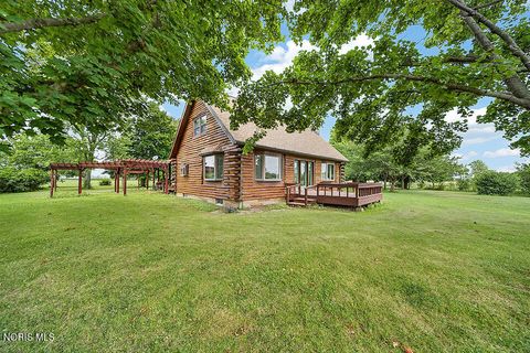 Tiny photo for 6498 County Road 330, Fostoria, OH 44830 (MLS # 10010260)
