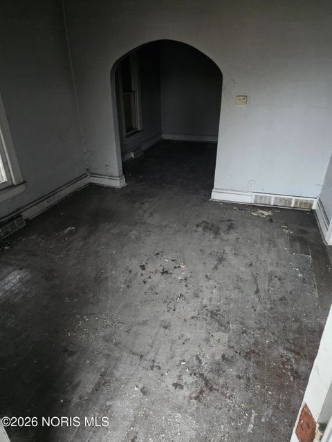 Tiny photo for 150 W Park Street, Toledo, OH 43608 (MLS # 10002723)