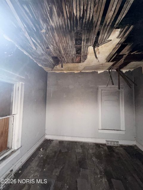 Tiny photo for 150 W Park Street, Toledo, OH 43608 (MLS # 10002723)