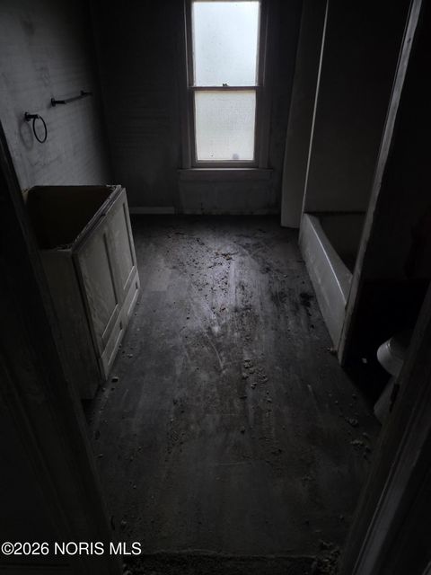 Tiny photo for 150 W Park Street, Toledo, OH 43608 (MLS # 10002723)