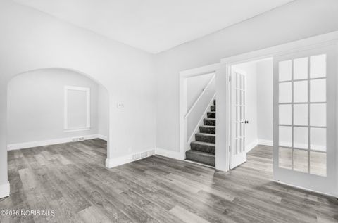 Tiny photo for 150 W Park Street, Toledo, OH 43608 (MLS # 10002723)