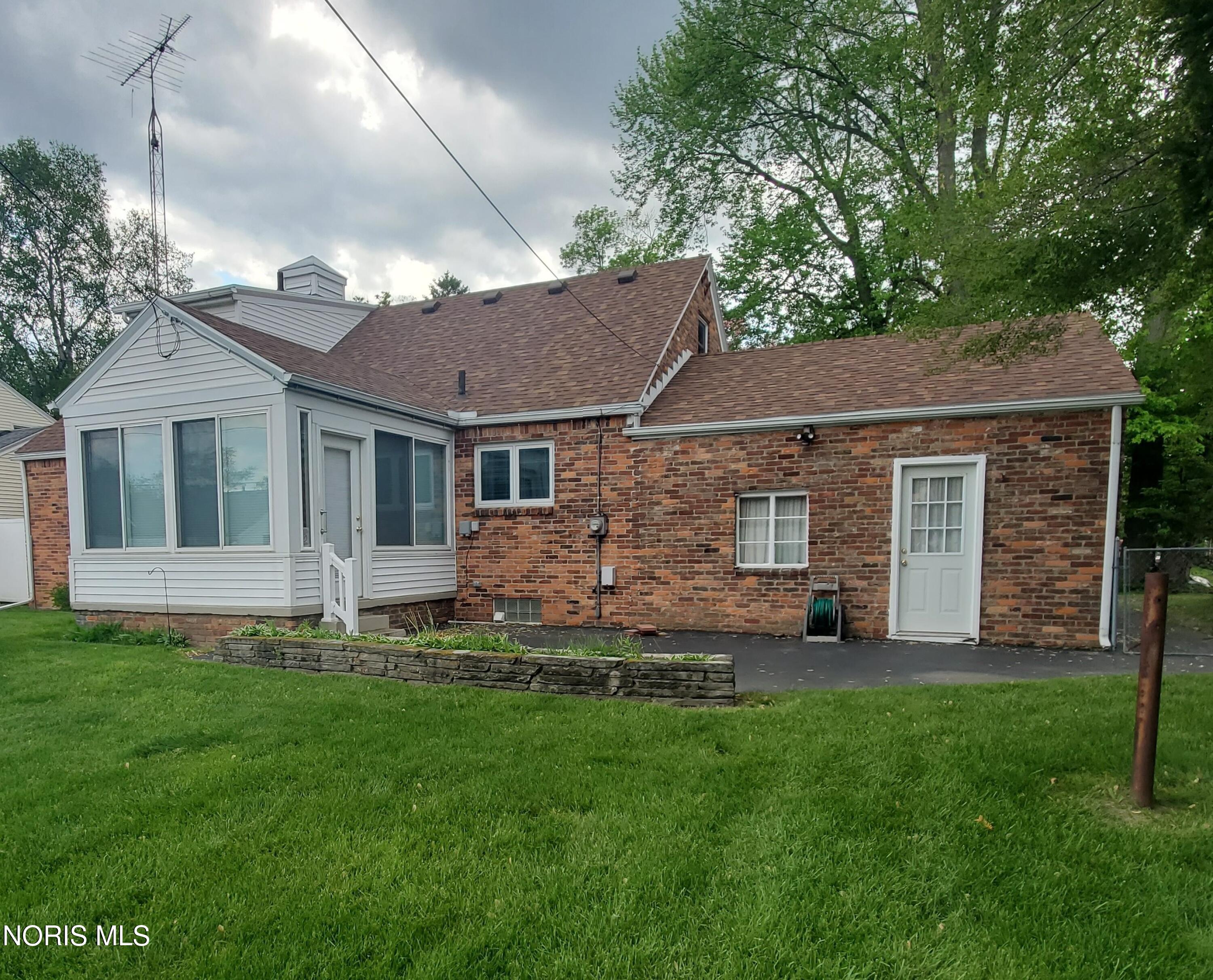 840 Carver Boulevard