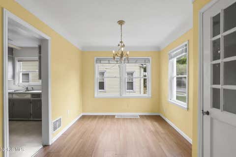 Tiny photo for 2424 Beaufort Avenue, Toledo, OH 43613 (MLS # 10011768)