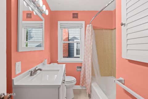 Tiny photo for 2424 Beaufort Avenue, Toledo, OH 43613 (MLS # 10011768)
