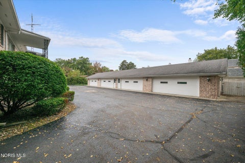 Tiny photo for 6562 Woodhall Drive #4, Sylvania, OH 43560 (MLS # 10014285)