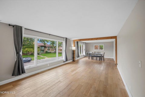 Tiny photo for 6562 Woodhall Drive #4, Sylvania, OH 43560 (MLS # 10014285)