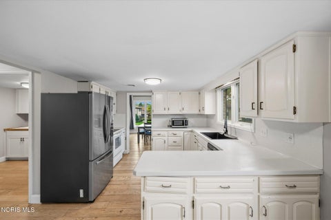 Tiny photo for 6562 Woodhall Drive #4, Sylvania, OH 43560 (MLS # 10014285)