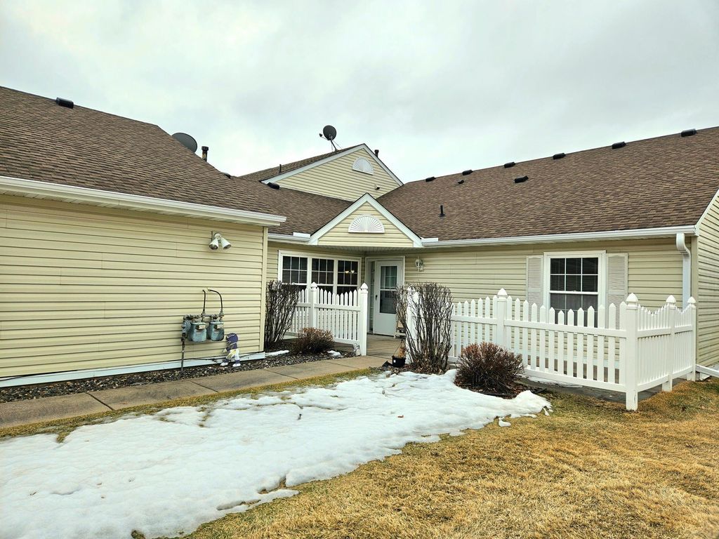 Photo of 19204 Freeport Court NW #1, Elk River, MN 55330 (MLS # 7029351)