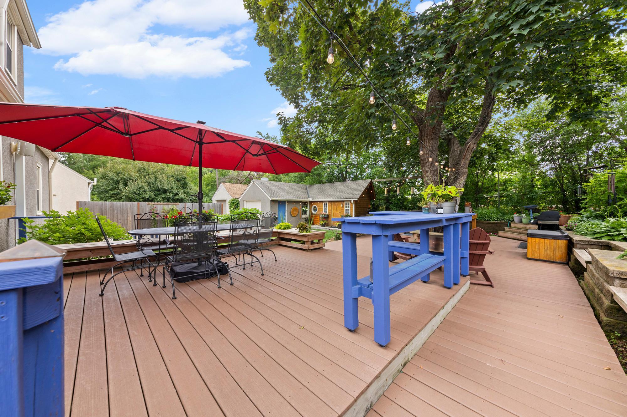 3147 Webster Avenue S