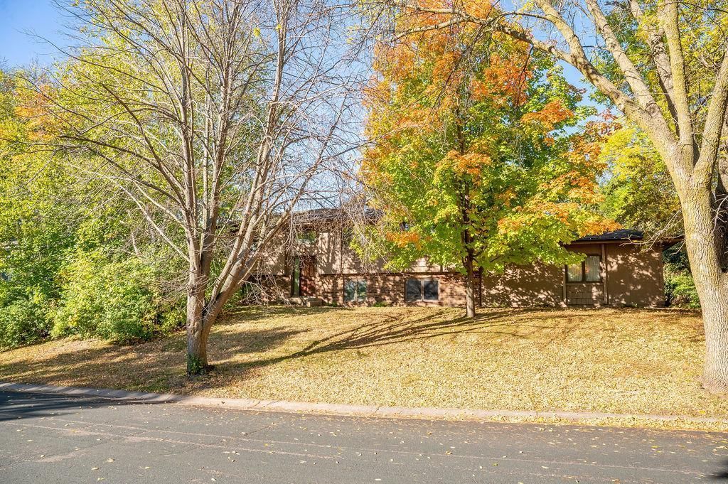 Photo of 7585 Lanewood Lane N, Maple Grove, MN 55311 (MLS # 7017449)