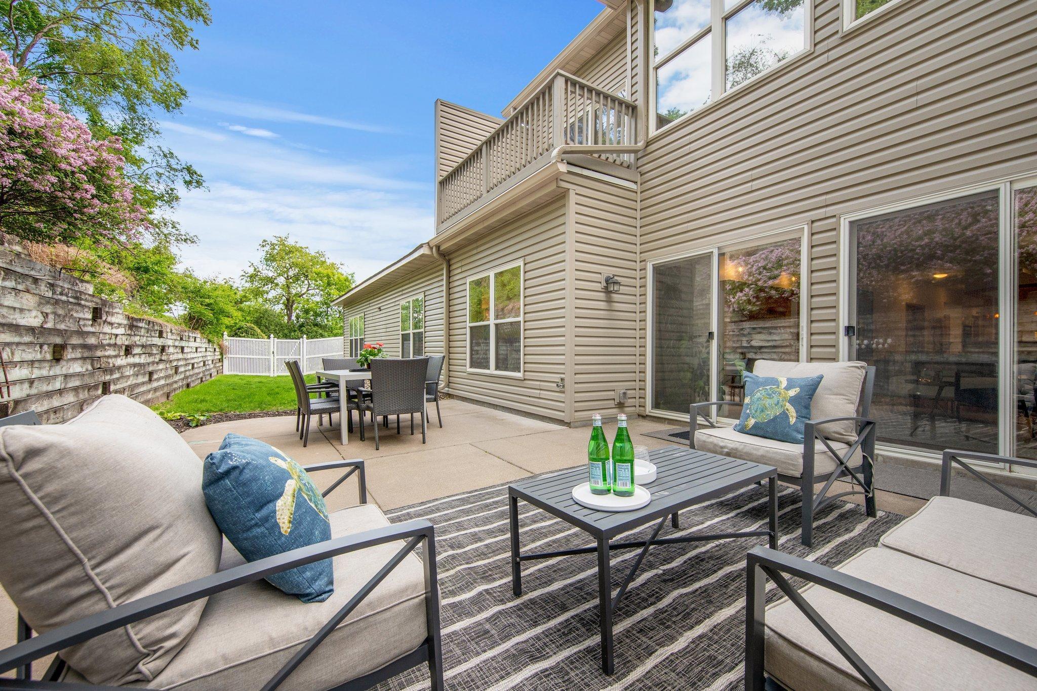 10014 Cove Drive