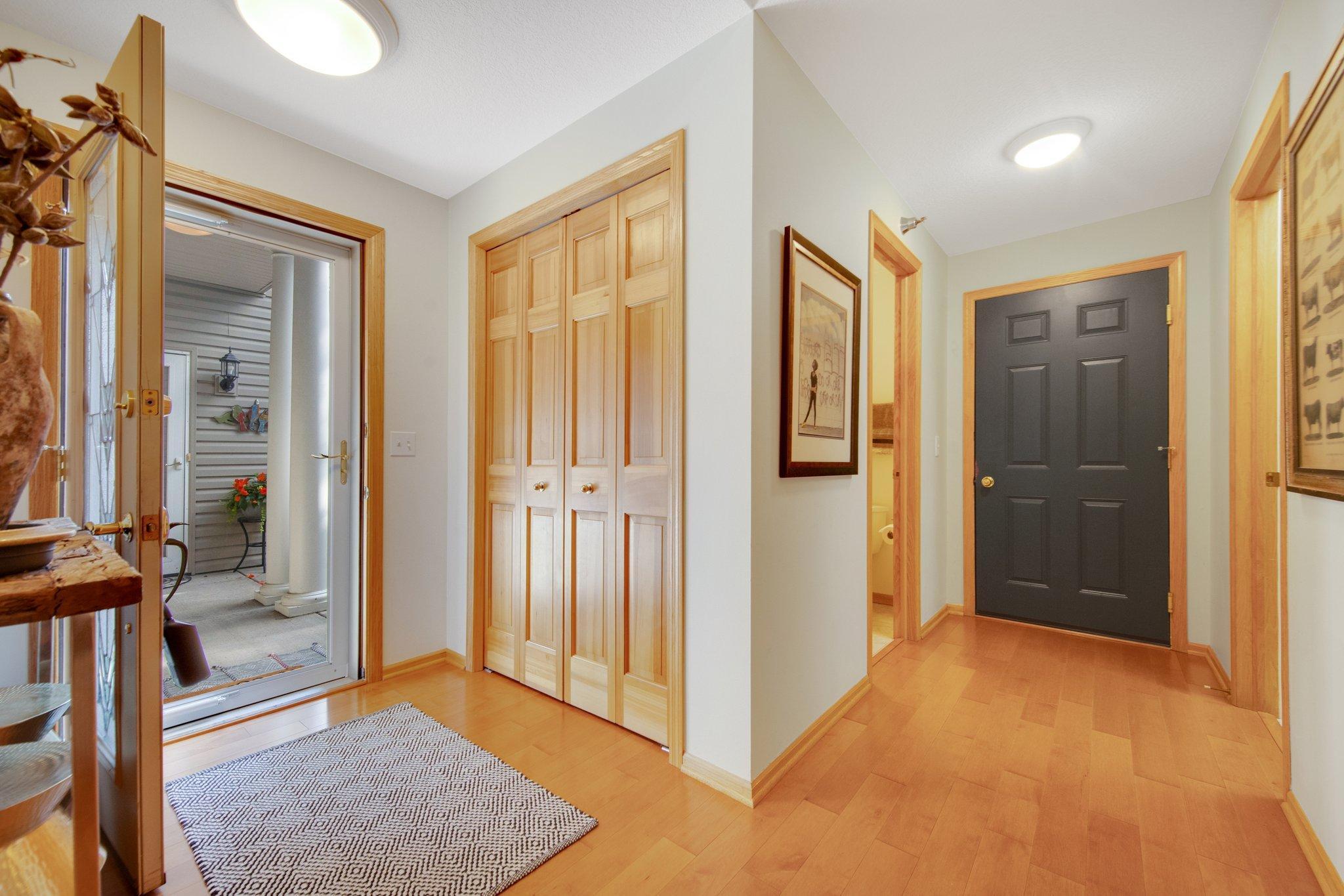 10014 Cove Drive