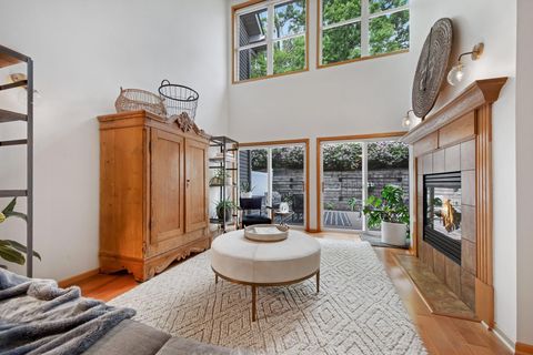 10014 Cove Drive Hopkins MN 55305
