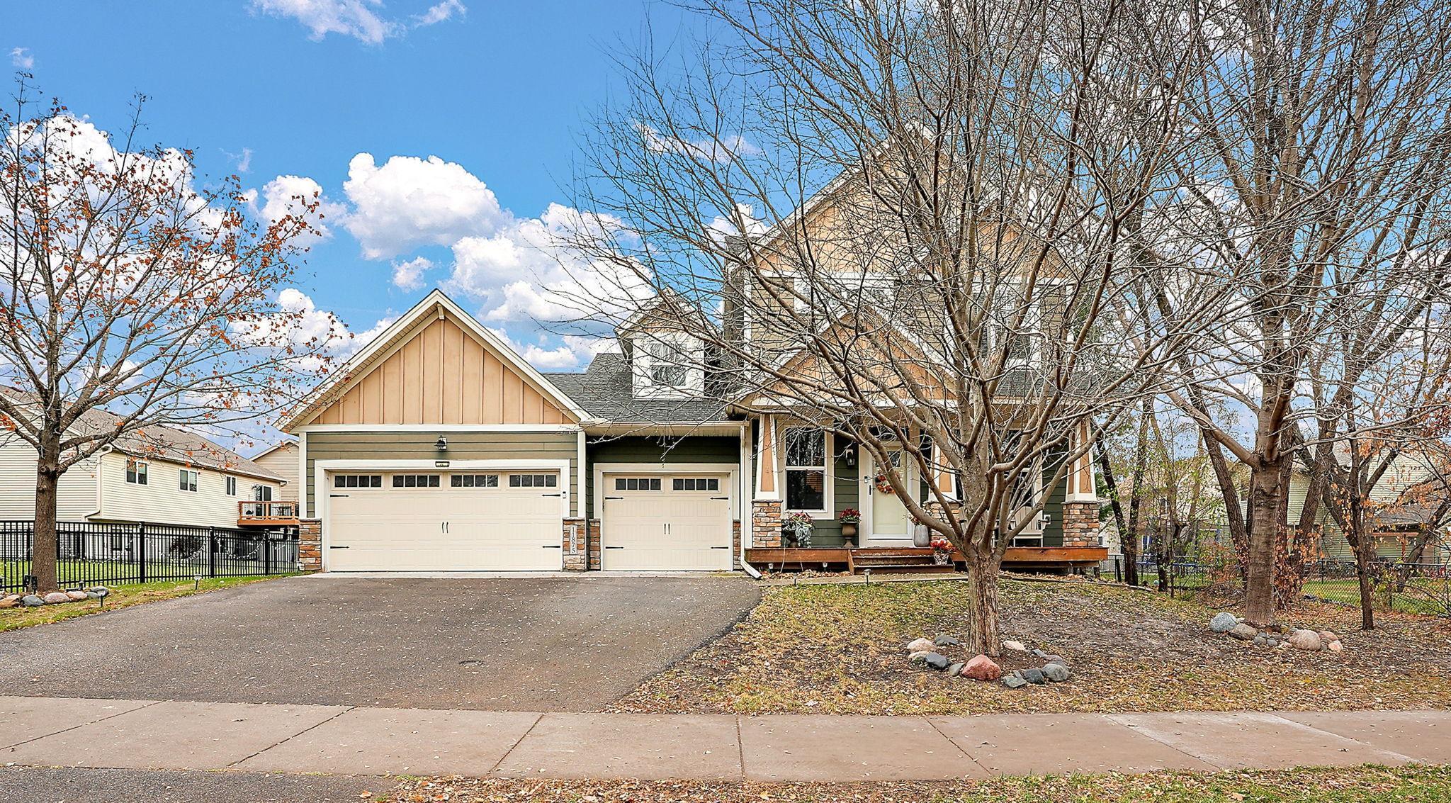 11875 London Street NE