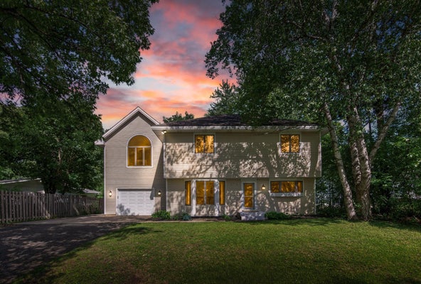 4929 WEST LN, MINNETONKA, MN 55345 - Image 003107a7a7d2bba1cf08ad8377feec4e/3960984231