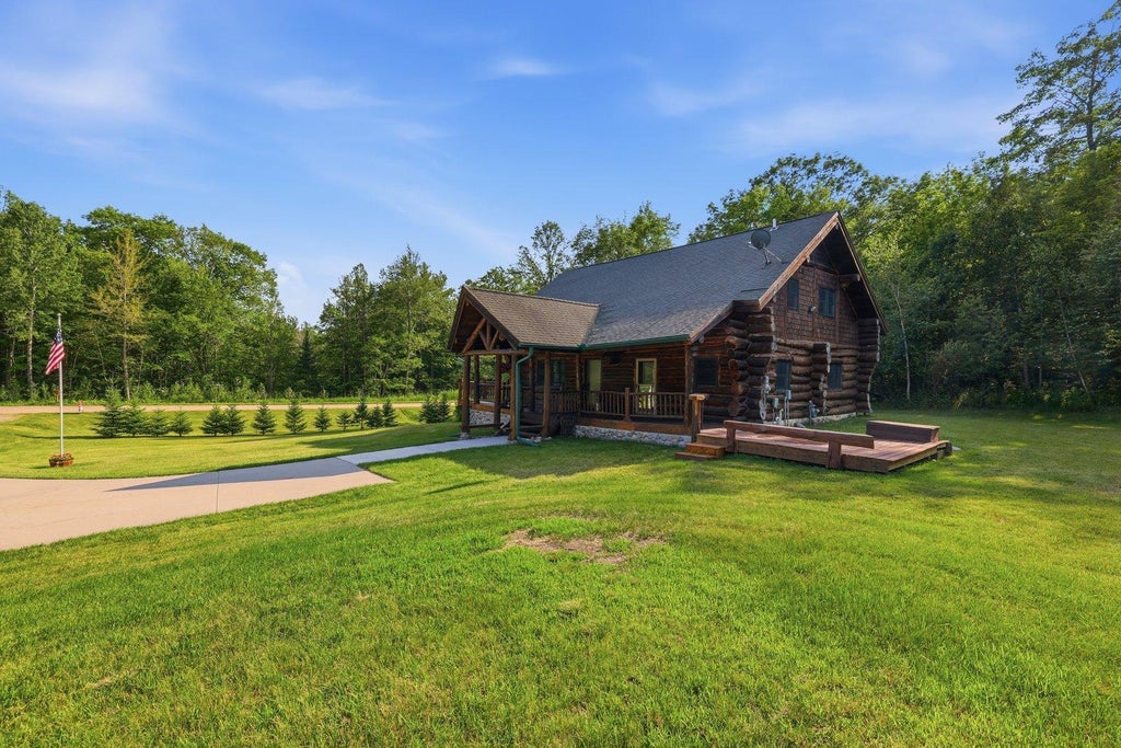 Photo of 18583 Unger Lane, Grand Rapids, MN 55744 (MLS # 7162122)