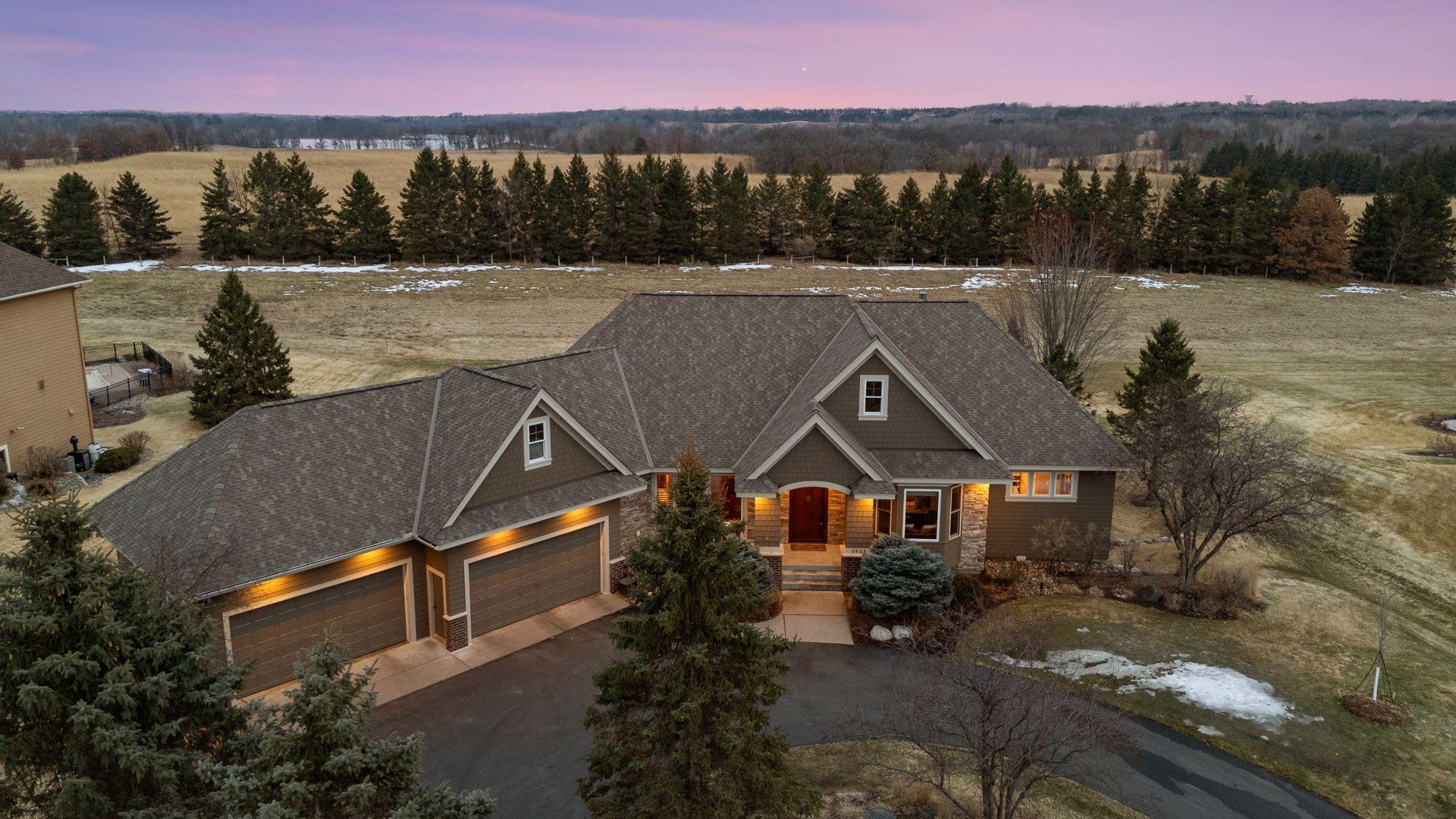 2923 Jonquil Trail N