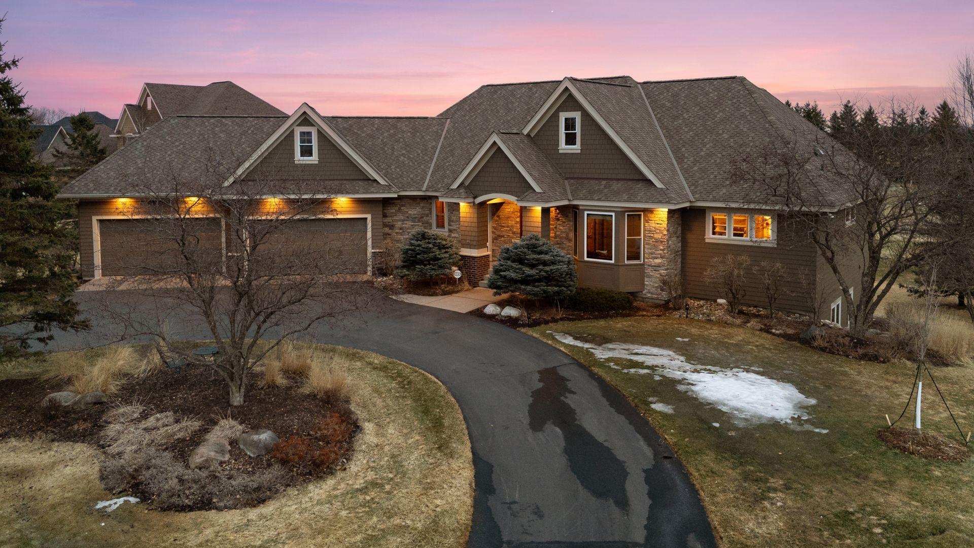 2923 Jonquil Trail N