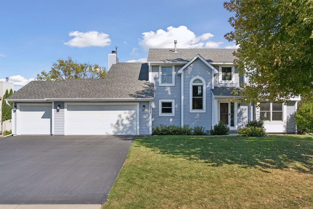 Photo of 18224 88th Avenue N, Maple Grove, MN 55311 (MLS # 7064919)